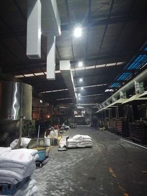 樂(lè)山玻璃工藝品廠降溫送風(fēng)案例-廠房夏天如何降溫